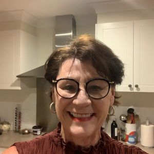 Meet your Posher, Mandy